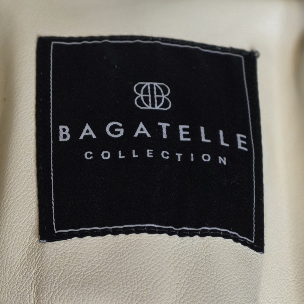 Bagatelle Ivory Faux Leather Cropped Blazer Gold Button Jacket M - Picture 10 of 14